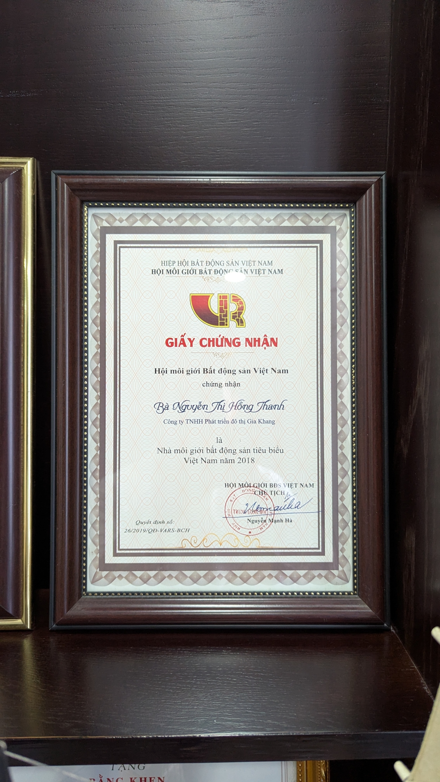 THÀNH TỰU GIẤY CHỨNG NHẬN NHÀ MÔI GIỚI BĐS TIÊU BIỂU NĂM 2018